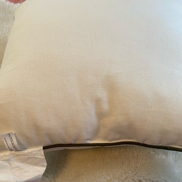 Mini Hello Spring decor pillow - Picture 4 of 4